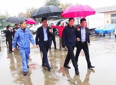 锦翔考察.jpg